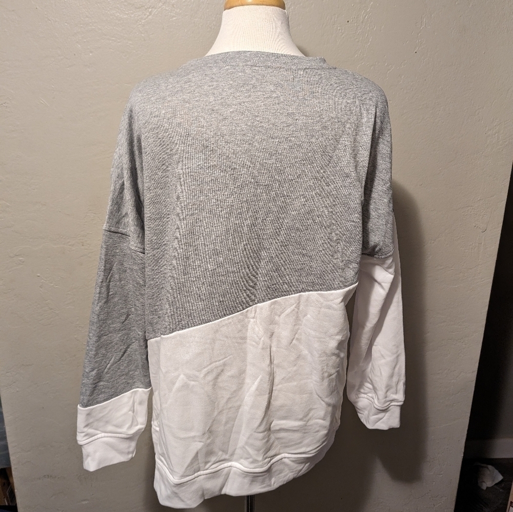 NWT‎ asymmetrical sweater - Picture 2 of 5